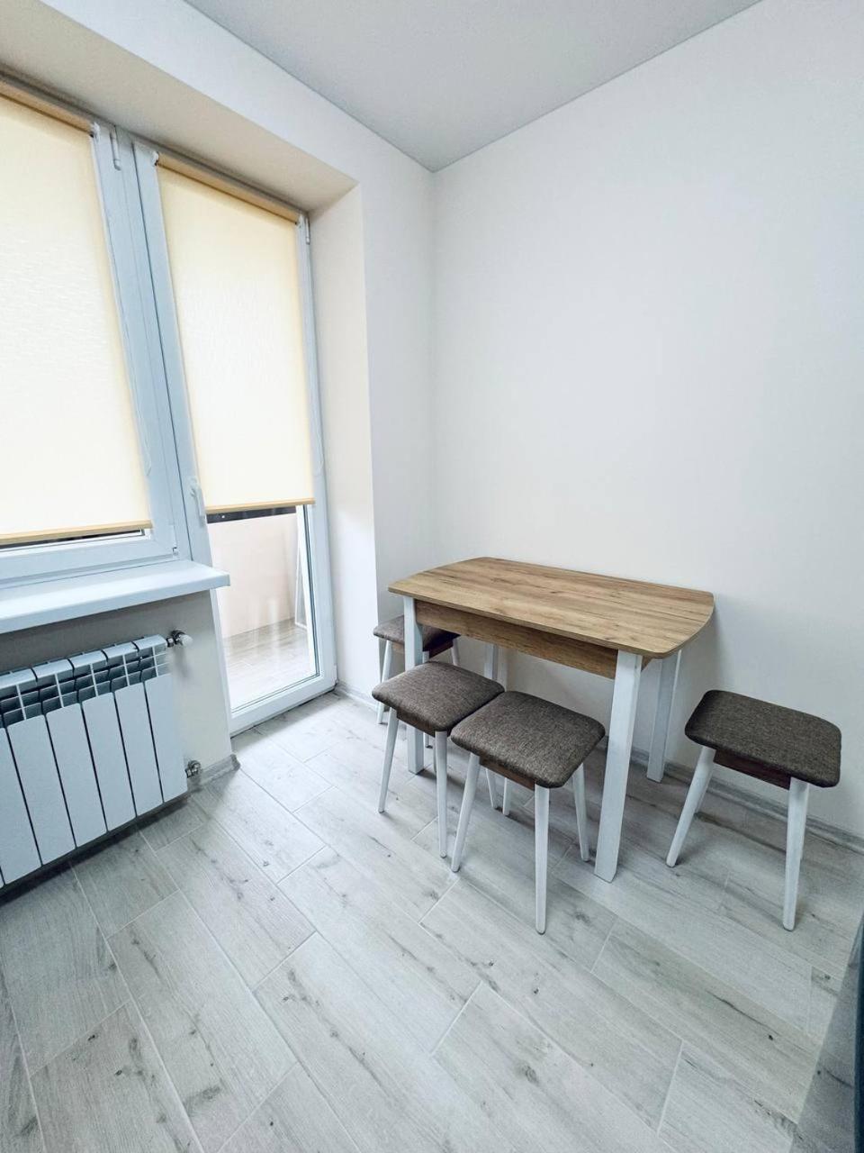 Двокімнатна Квартира На Корятовича, 2Б Berehove  Exterior photo